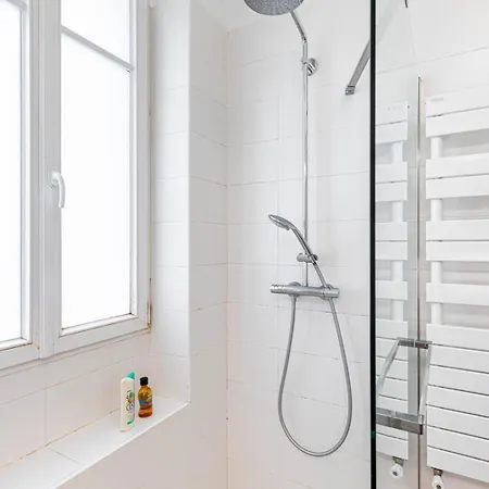 Guestready - Charmant Sejour Pour 2 A Montmartre Parigi
